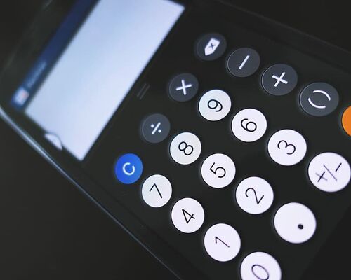 businesstechnology-finance-money-office
